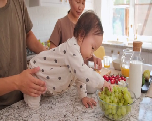 <b>长沙捐卵医院公司,长沙第三代试管包生男孩价格多少？总费用多少？</b>
