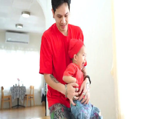 <b>长沙代生生子网，长沙供卵怎么收费,              在长沙正规生殖医院做一次三代试管婴儿的费用需要多少？            </b>